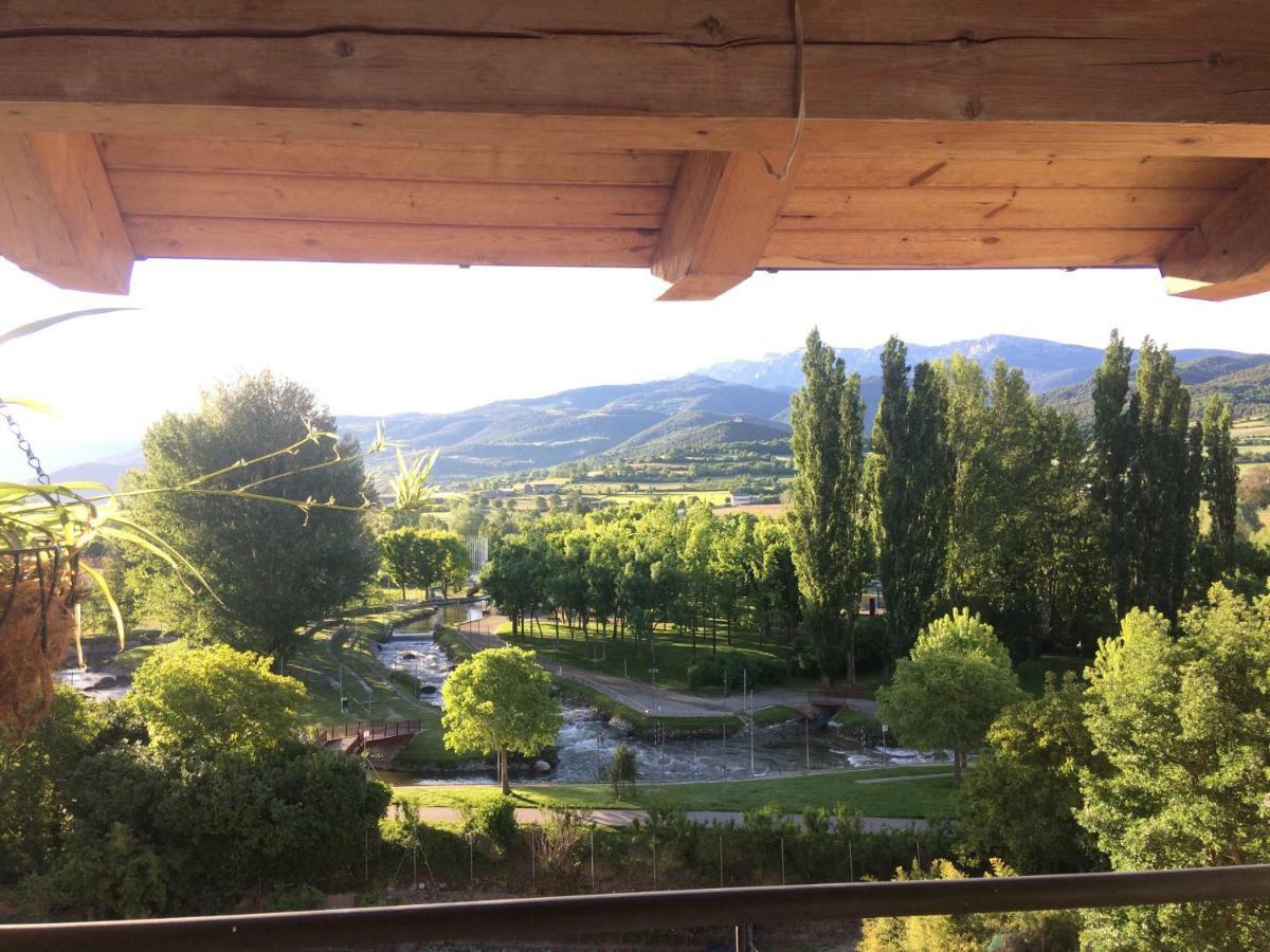 Casa Catharina Bed and Breakfast La Seu d'Urgell Buitenkant foto